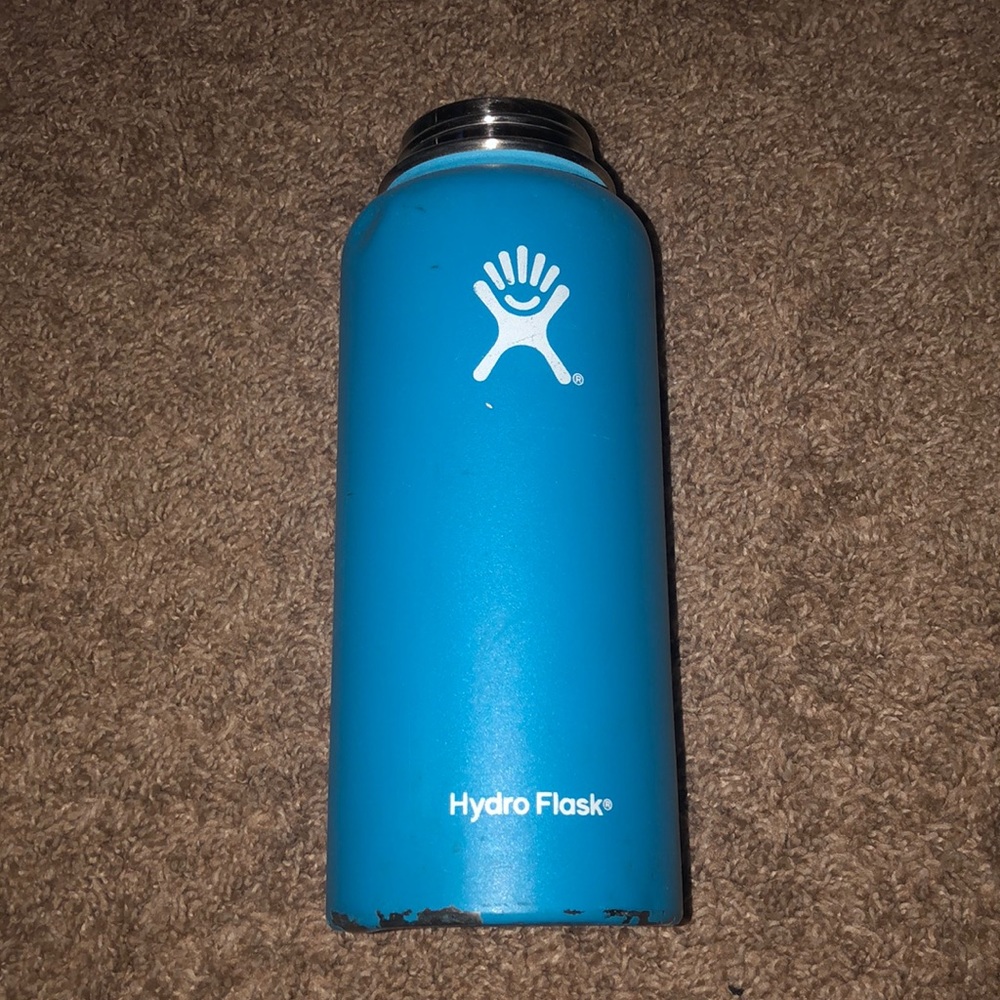 blue hydroflask
